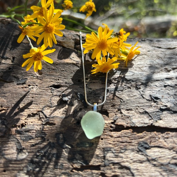 Handmade Seafoam Green Sea Glass Pendent Necklace - Picture 2 of 5